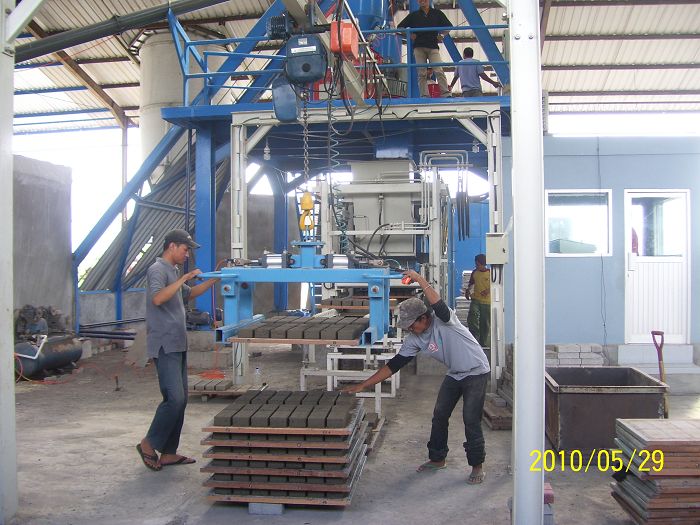 khoom tshiab tau teem tseg (002) .jpg